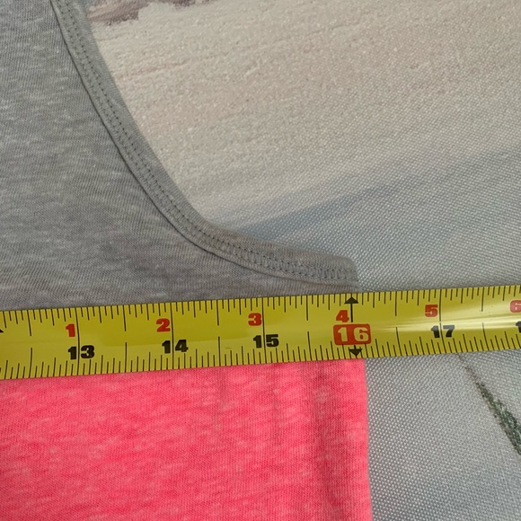 Rare Underarmour Hero Semi-Fitted Racerback Pink Tank Top Heat Gear💕 - Picture 12 of 14